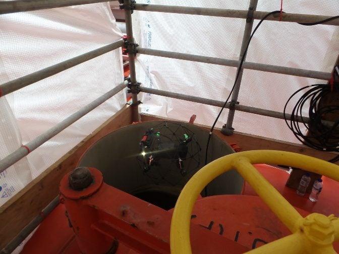 fpso-drone-entering-tank