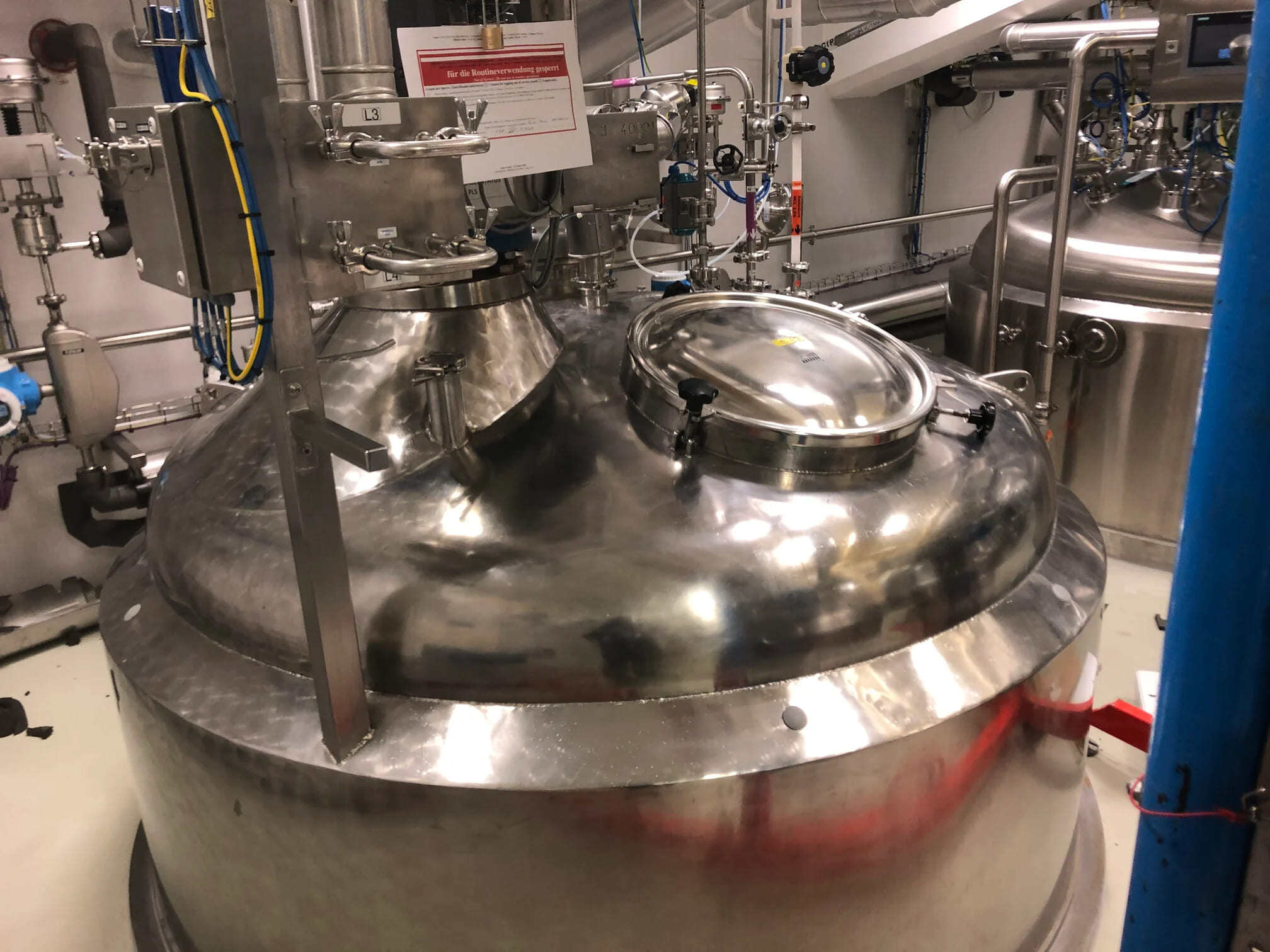 Efficient Pharmaceutical Tank Inspections with Elios 2 Drones