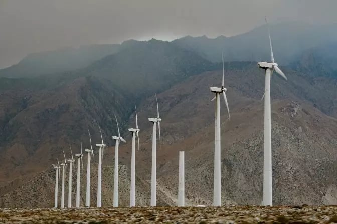 power-plant-maintenance-wind