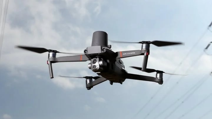 mavic-2-advanced-wind-turbine-drone