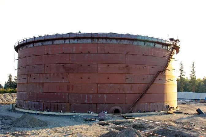 floating-roof-tank