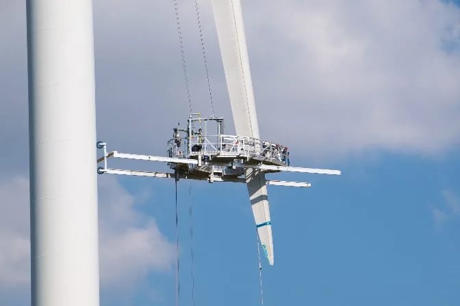 wind-turbine-traditional-inspection