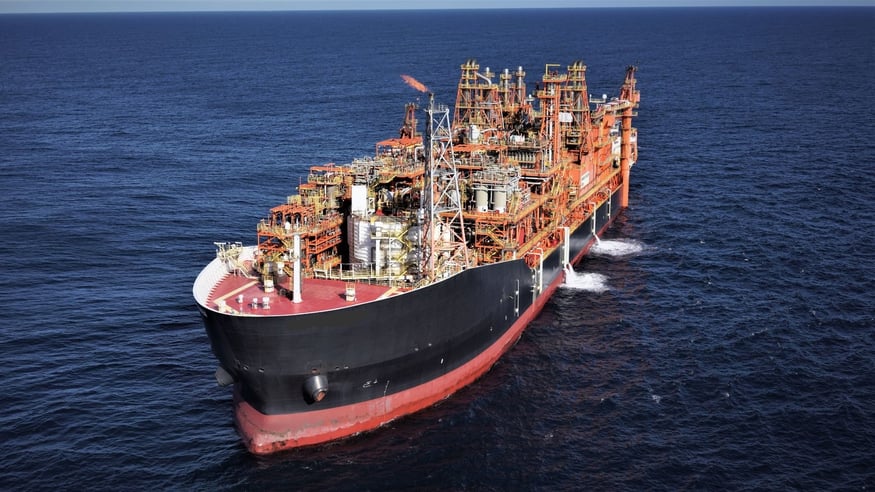 flyability-case-study-Inspector-oil-and-gas-3-1-1
