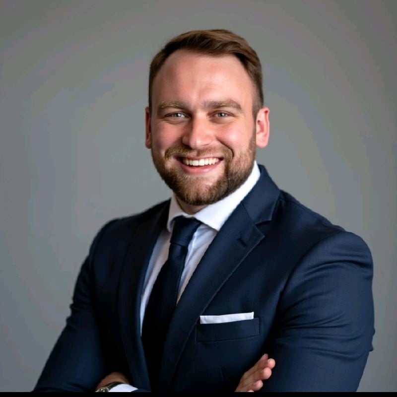 James Arnott