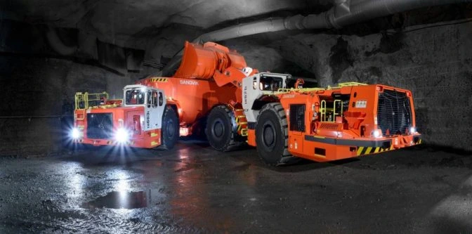 loaders-haulers-mining-tools